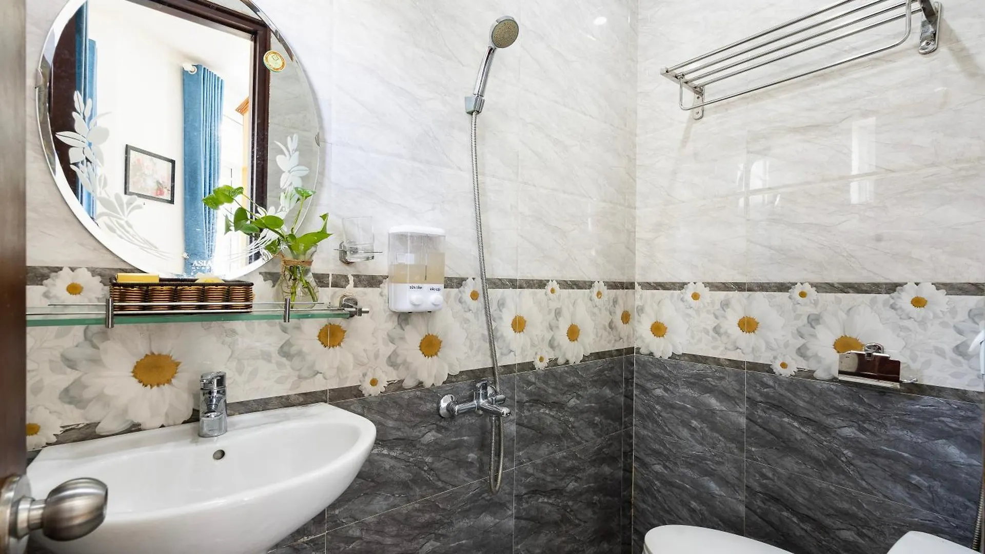 Value Hotel Ho Chi Minh City 0*,  Vietnam